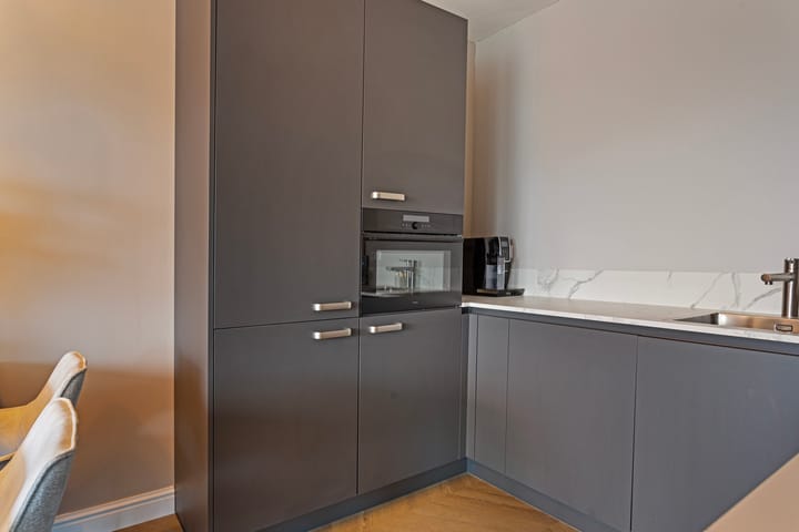 Foto 8 van Helderseweg 15-D9