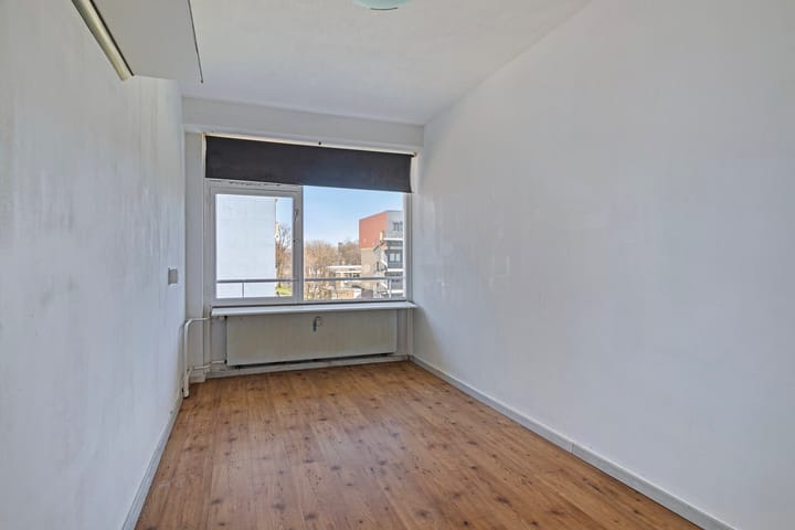 Foto 10 van Bart Verhallenplein 45