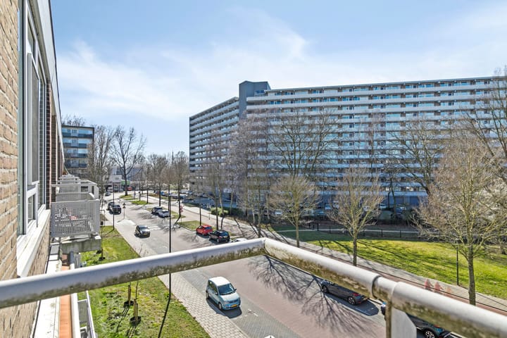 Foto 20 van Bart Verhallenplein 45