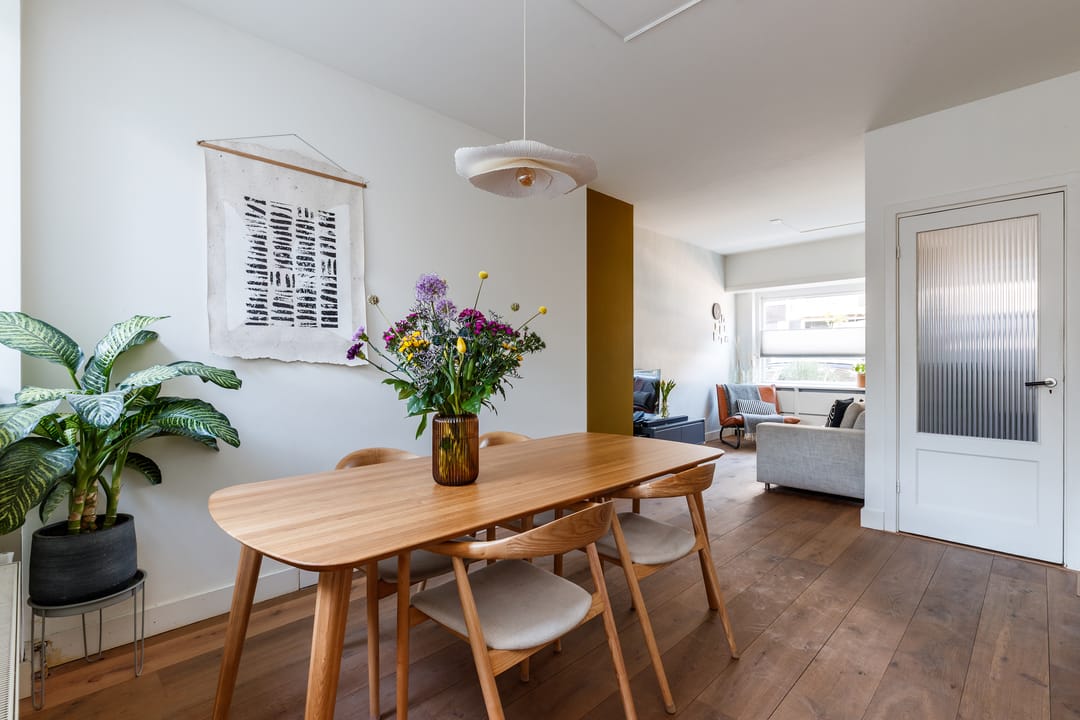 Foto 2 van Volkerakstraat 1