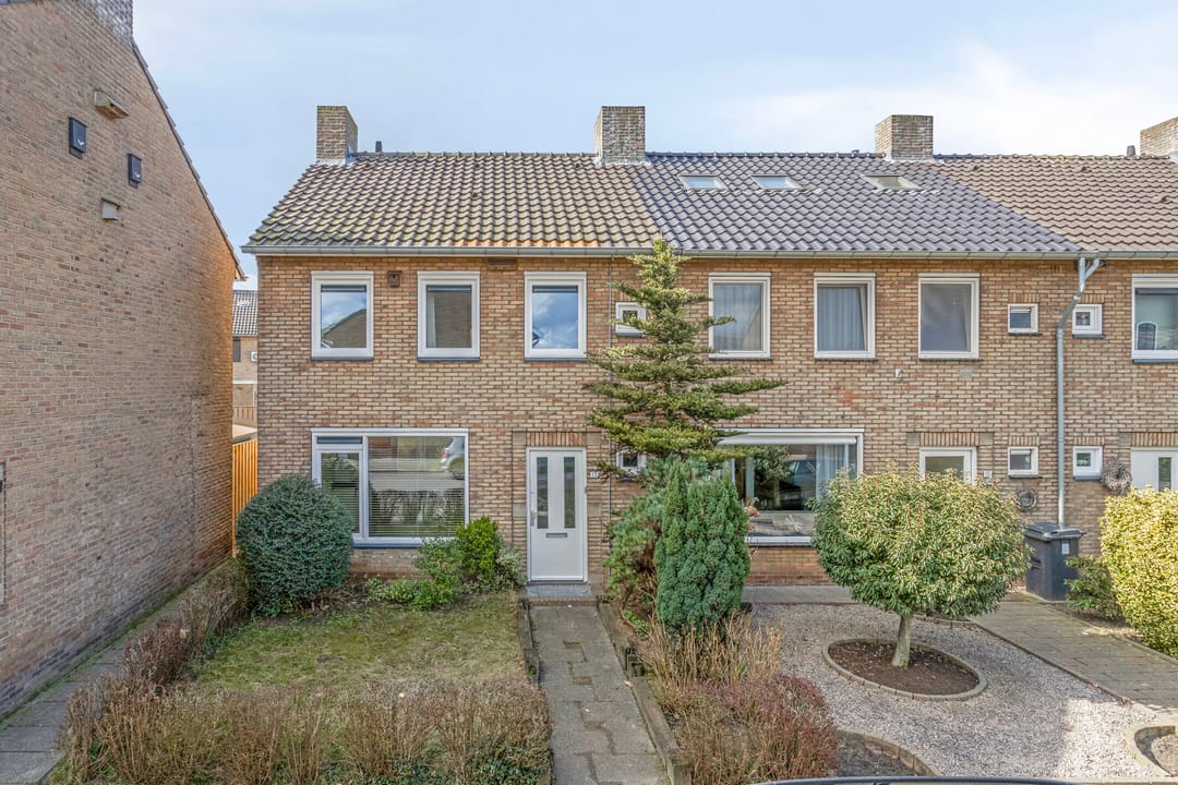 Foto 1 van Burgemeester Coenegrachtstraat 13