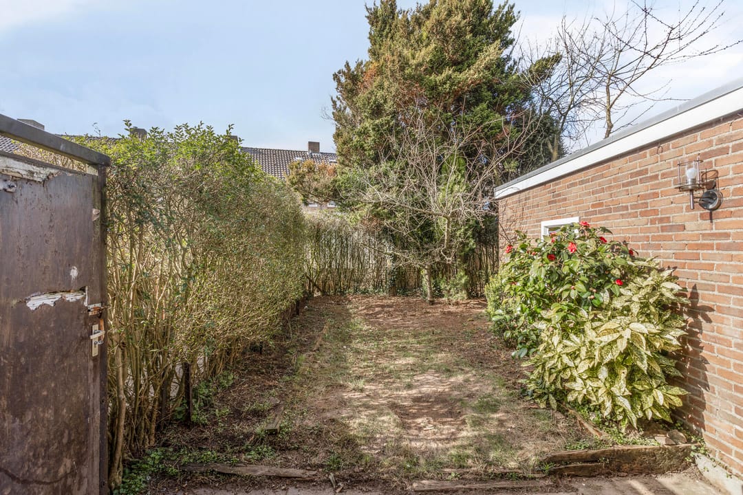 Foto 26 van Burgemeester Coenegrachtstraat 13