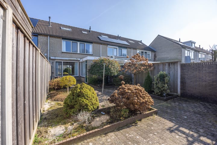 Photo 3 of Landsteinerstraat 25