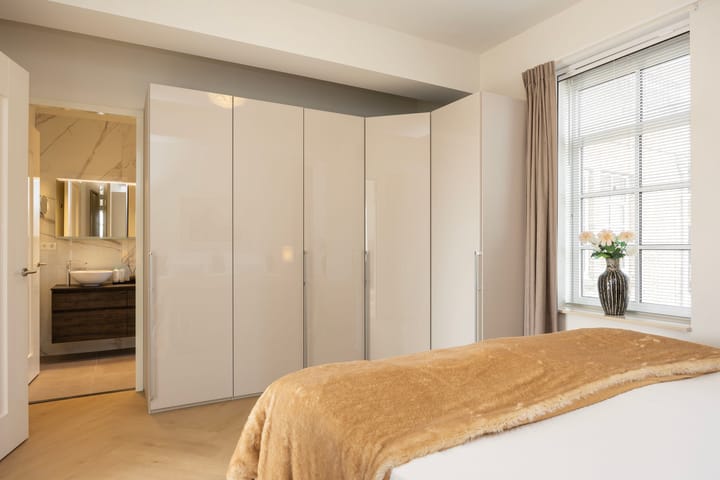 Photo 24 of Oostwal 32-A