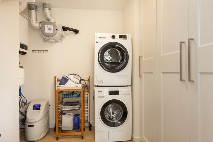 Photo 29 of Oostwal 32-A