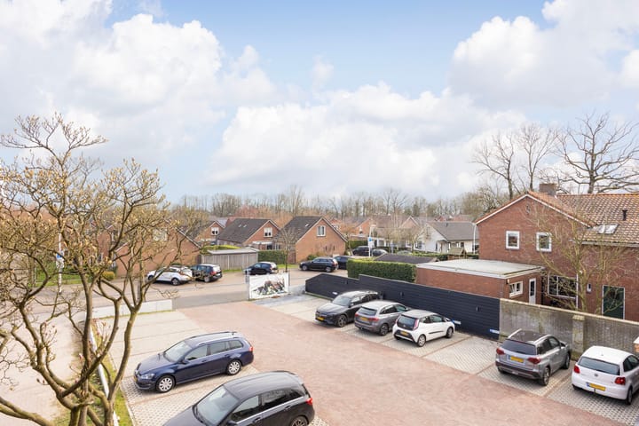 Photo 31 of Oostwal 32-A