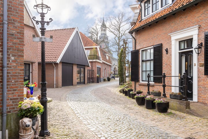 Photo 32 of Oostwal 32-A