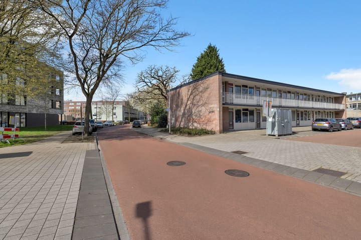 Foto 2 van Thomas van Aquinostraat 17