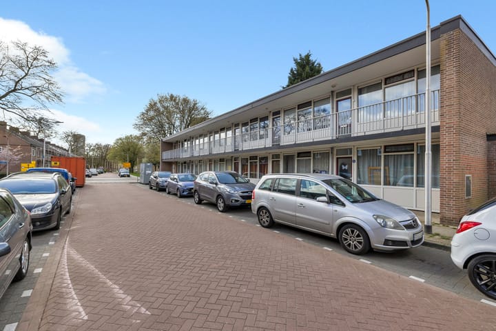 Foto 6 van Thomas van Aquinostraat 17