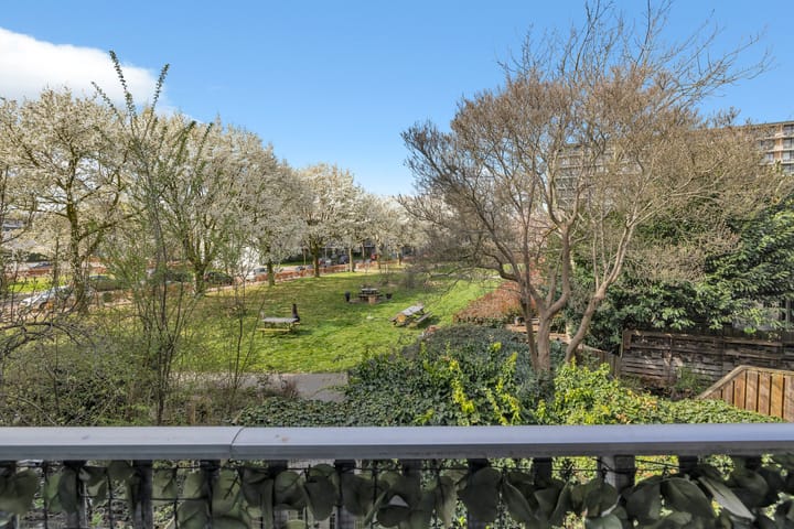 Foto 29 van Thomas van Aquinostraat 17