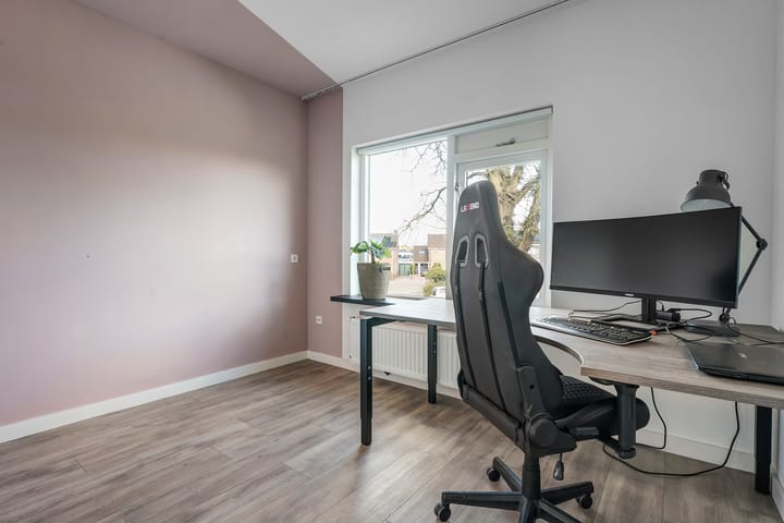 Foto 25 van Zwaluwstraat 47