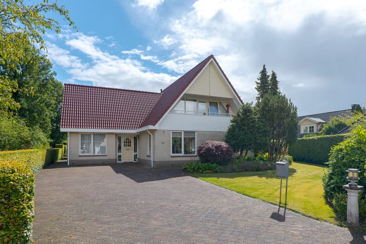 Photo 1 of Trechterbeker 20