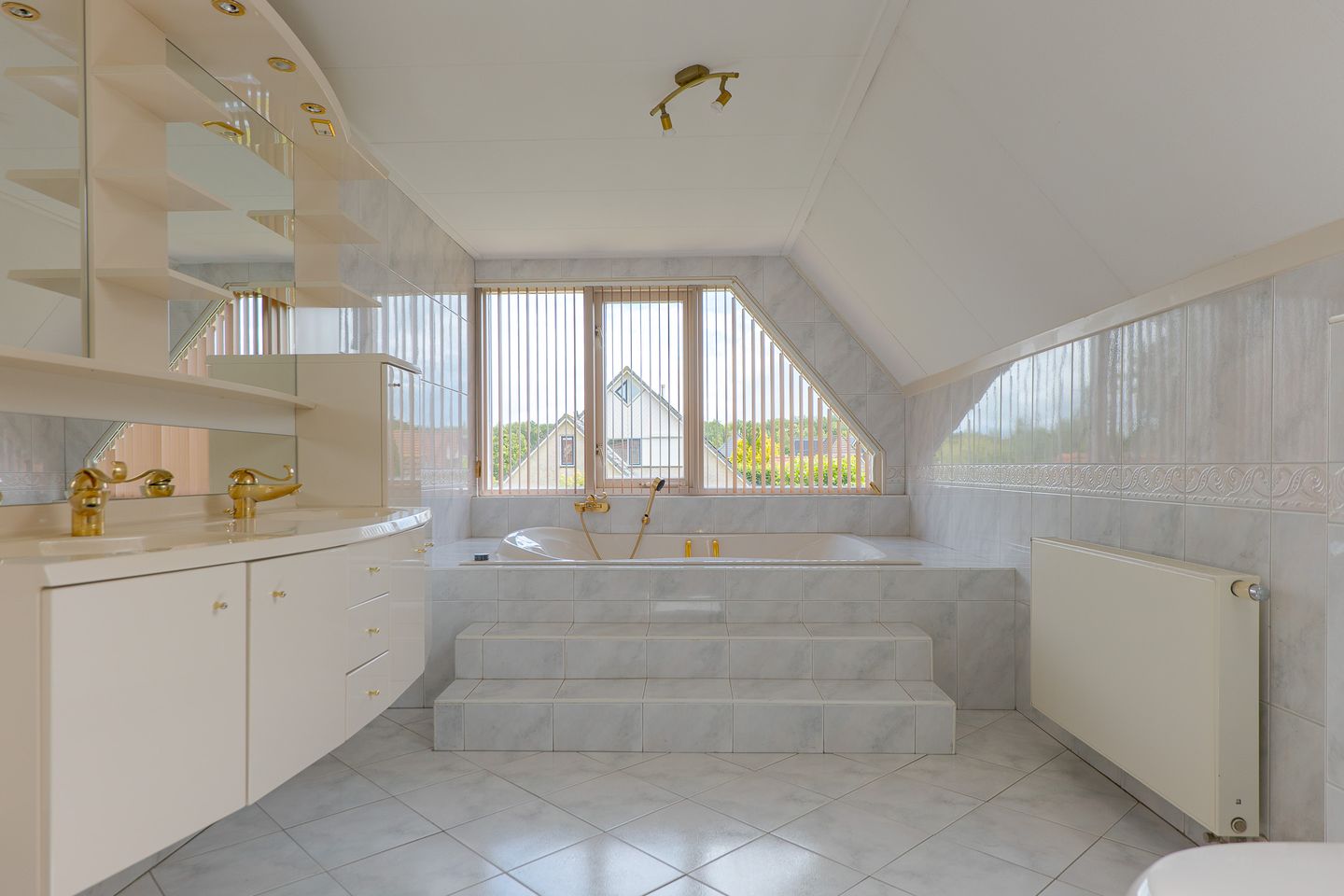 Foto 50 van Trechterbeker 20