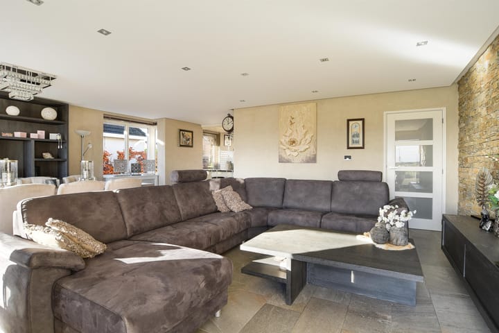 Foto 5 van Bereklauw 60