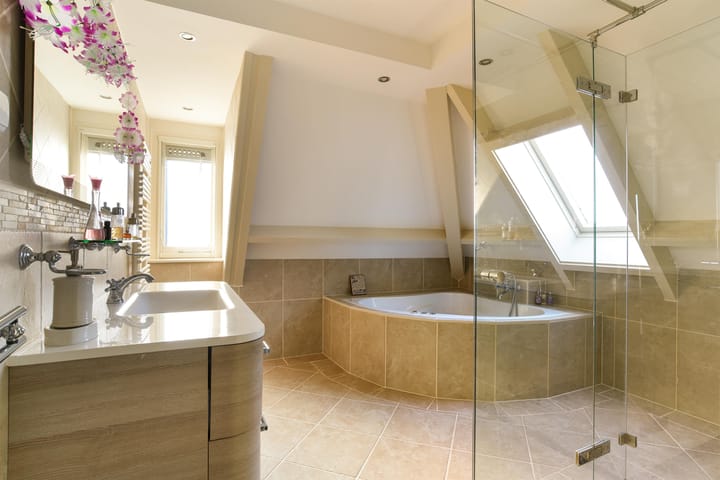 Foto 16 van Bereklauw 60