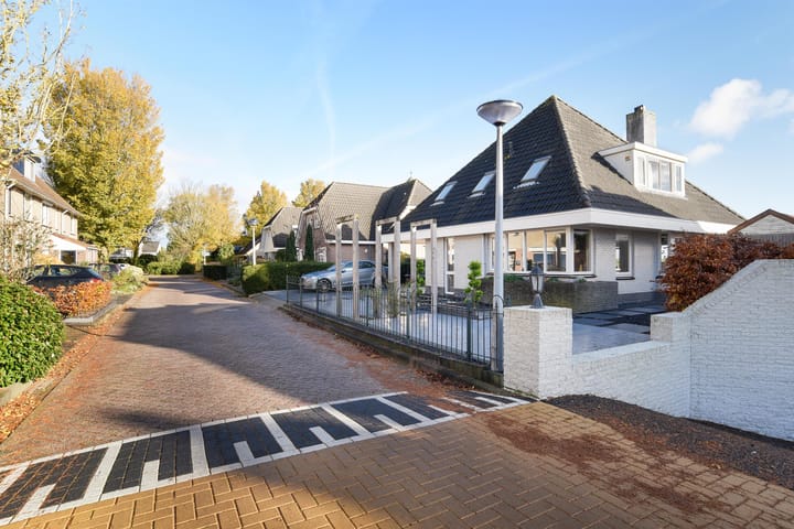 Foto 31 van Bereklauw 60