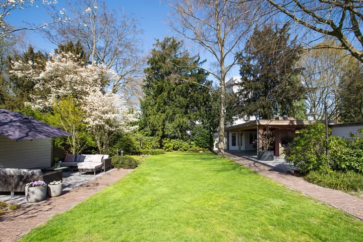 Foto 32 van Bredaseweg 247