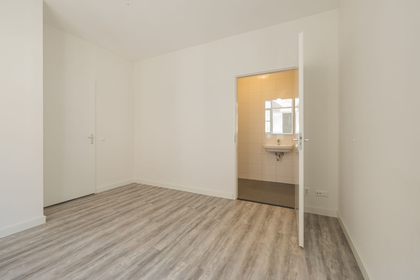 Foto 10 van Heereweg 60-C