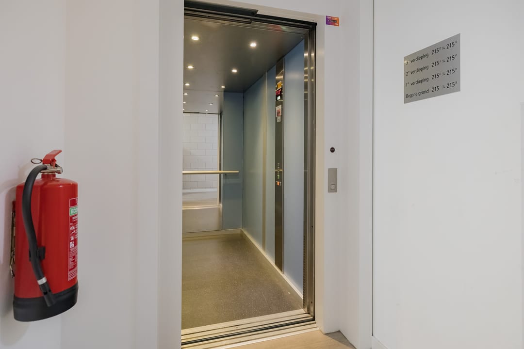 Foto 32 van Heereweg 215-J