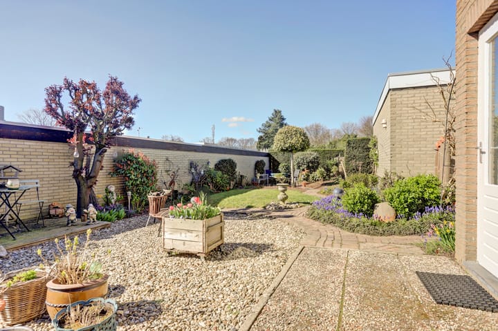 Photo 53 of Johan Friso-laan 11-A