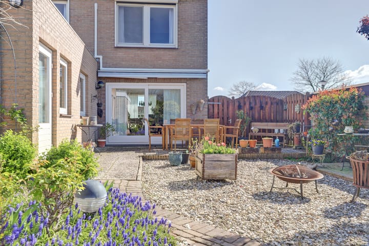 Photo 59 of Johan Friso-laan 11-A