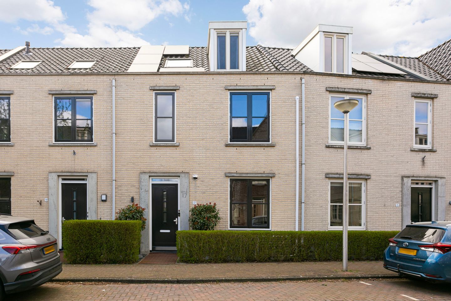 Foto 1 van Kolland 17