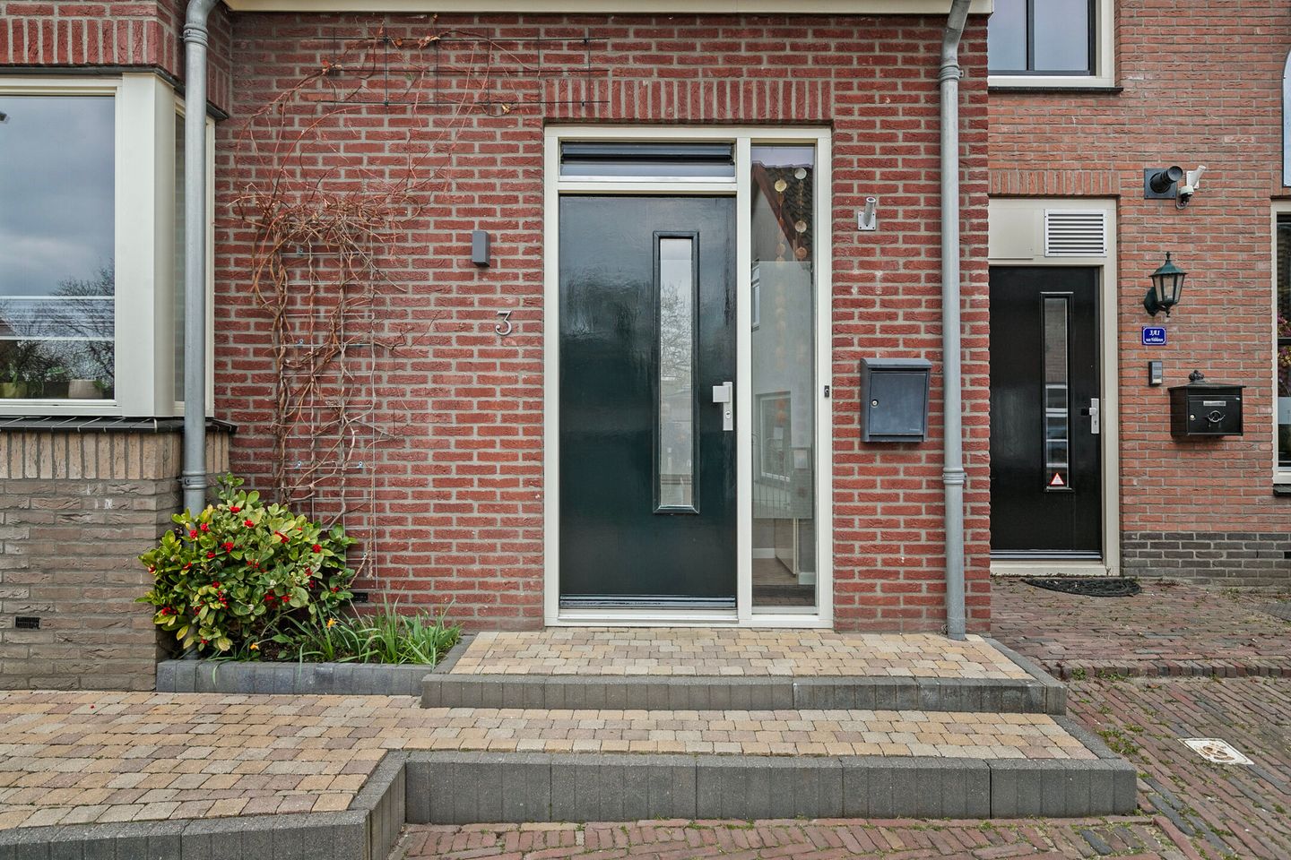 Foto 4 van Dorpsplein 3