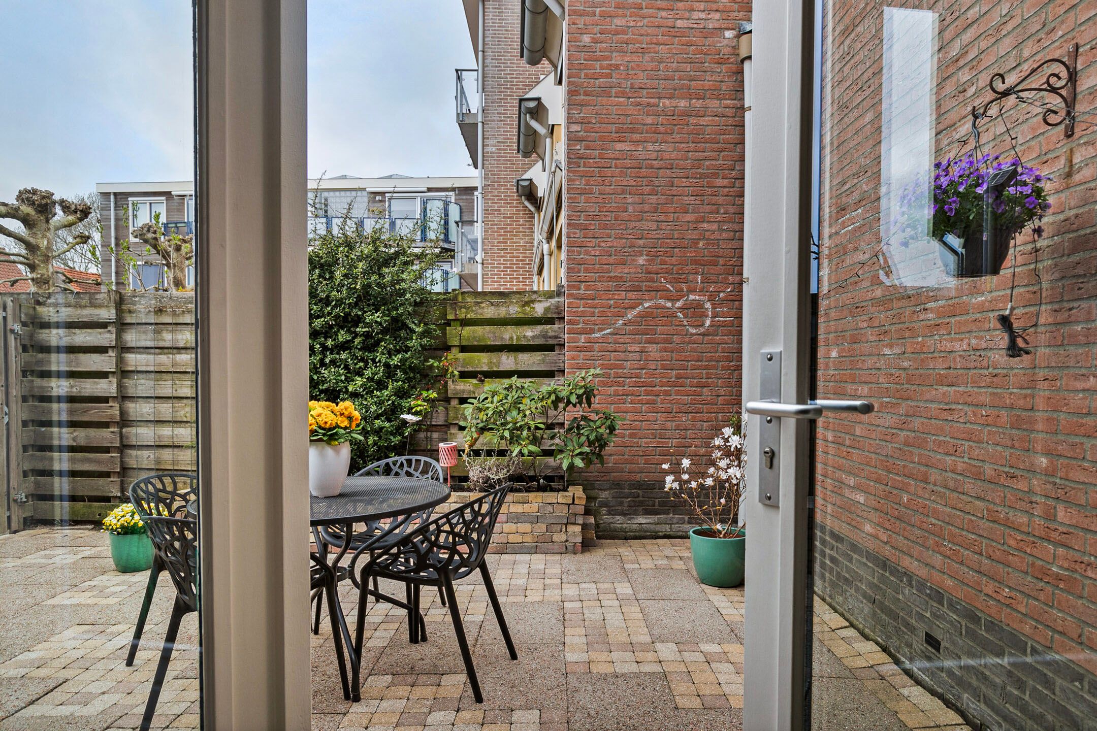 Foto 24 van Dorpsplein 3