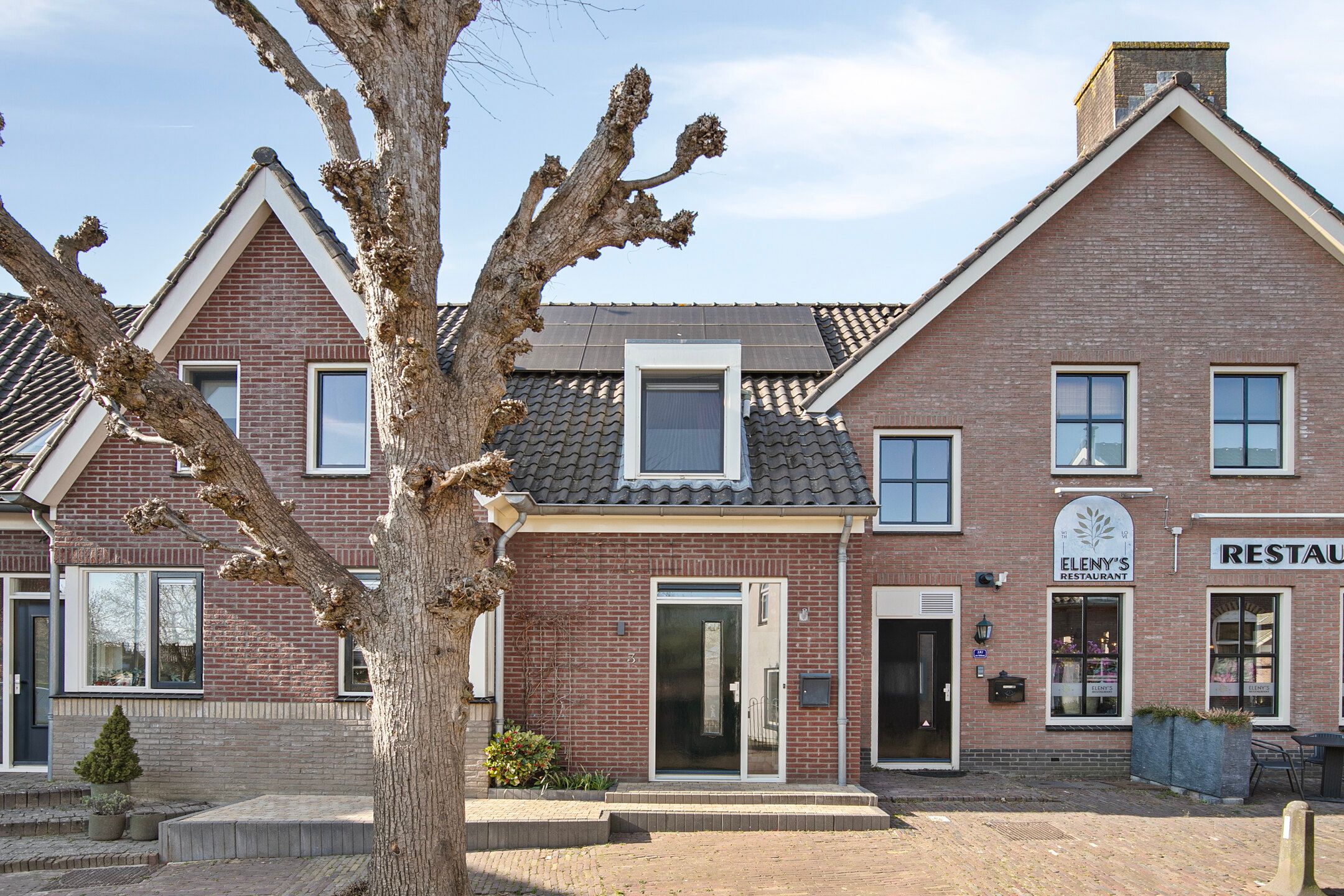 Foto 30 van Dorpsplein 3