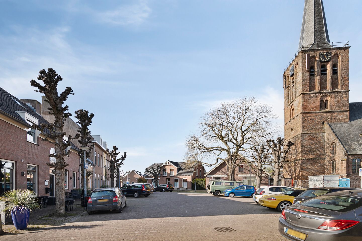 Foto 35 van Dorpsplein 3