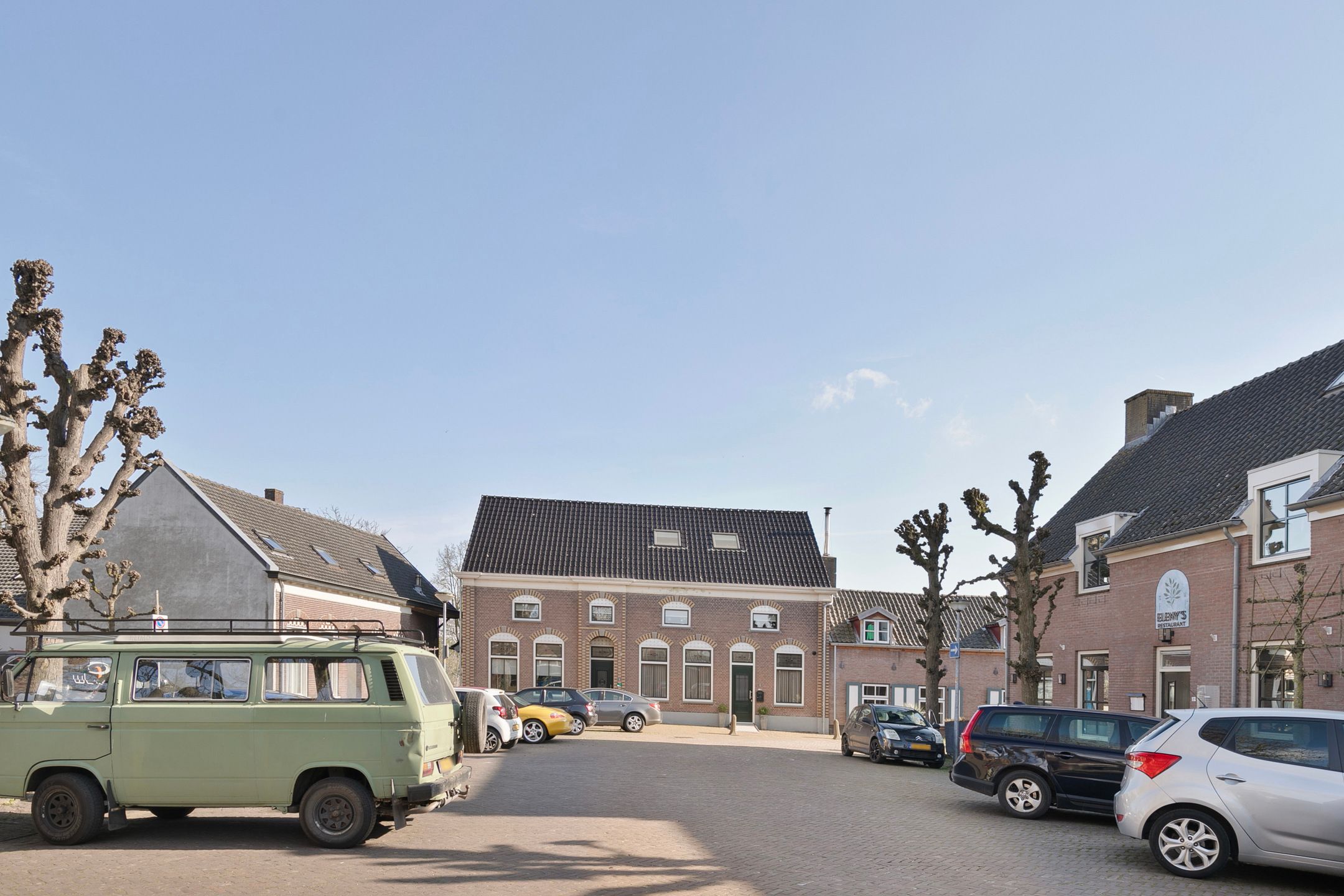 Foto 36 van Dorpsplein 3