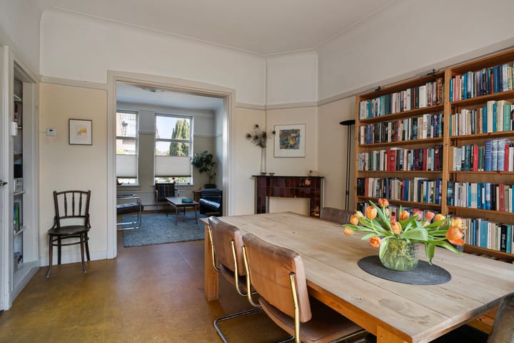 Photo 9 of Robert Regoutstraat 56