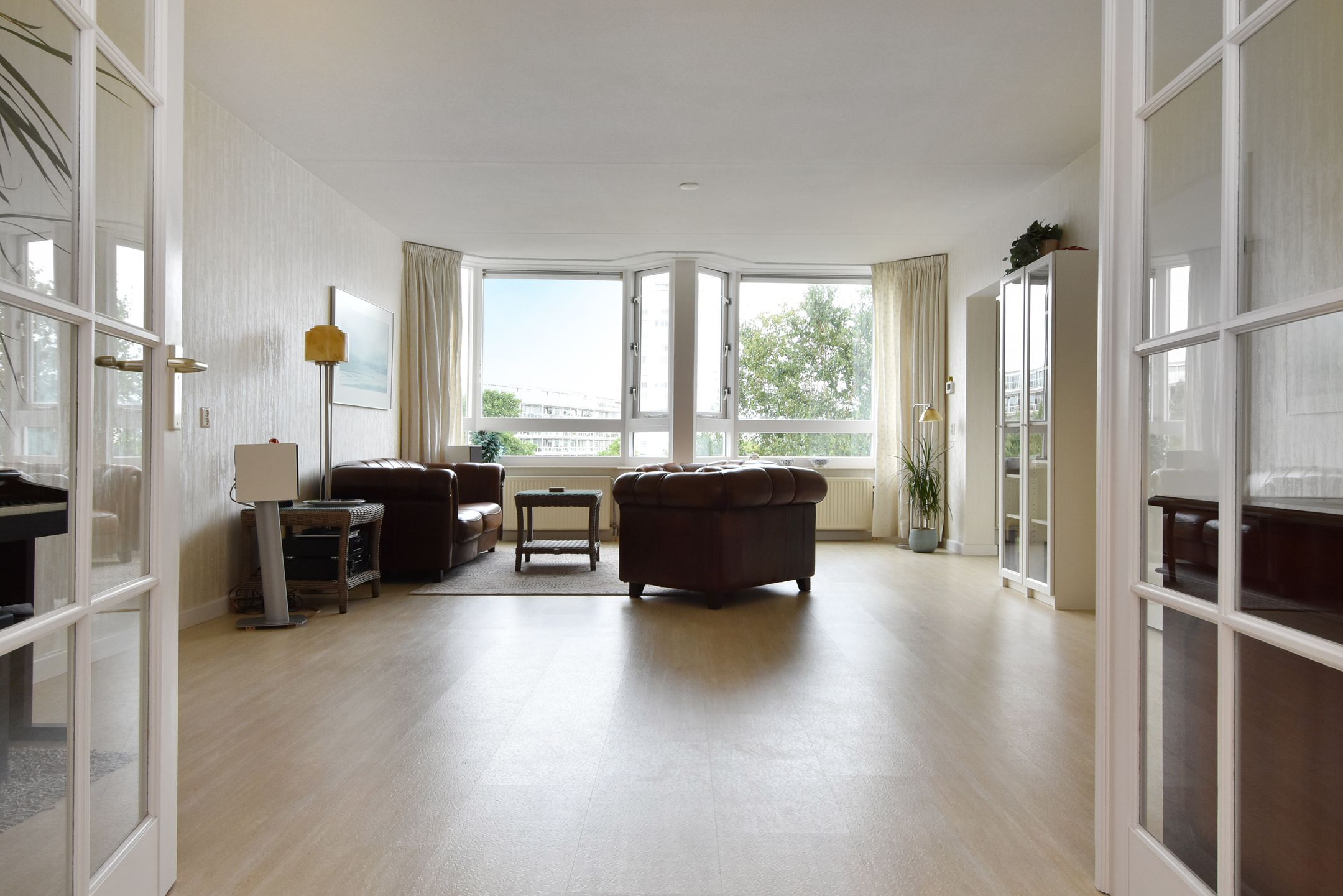 Foto 9 van Burgemeester De Monchyplein 150