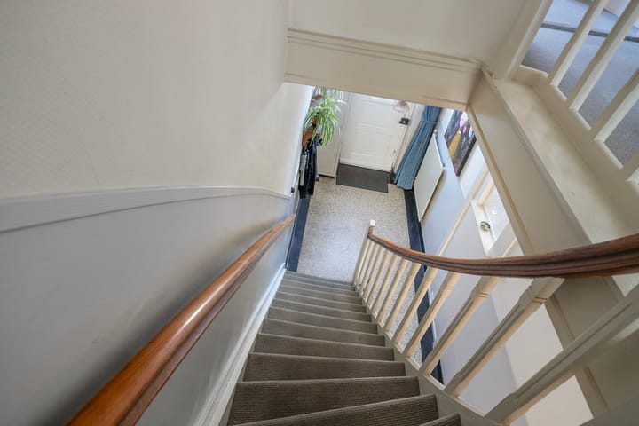 Photo 15 of Robert Regoutstraat 56