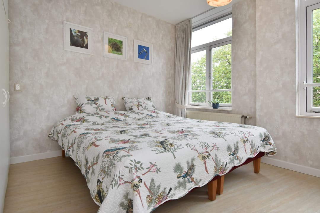 Foto 16 van Burgemeester De Monchyplein 150