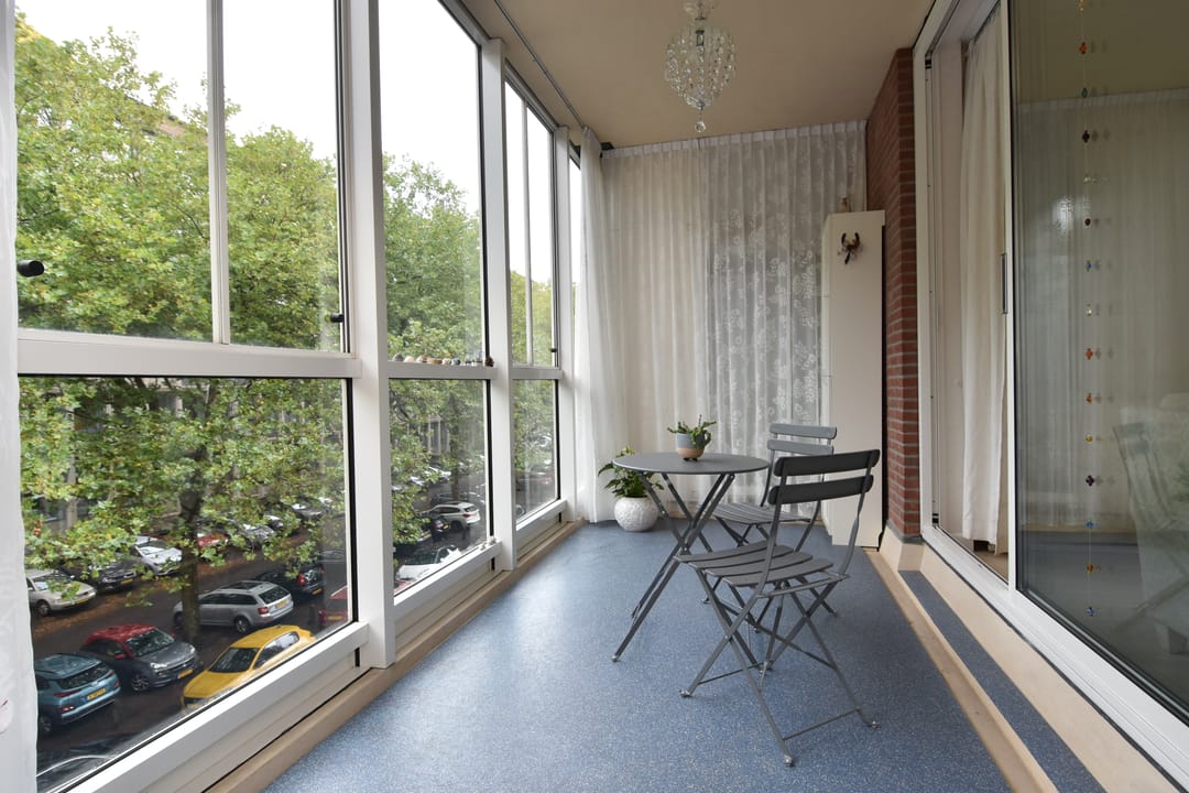 Foto 17 van Burgemeester De Monchyplein 150