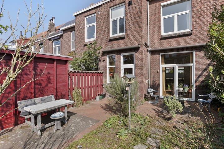 Photo 33 of Robert Regoutstraat 56