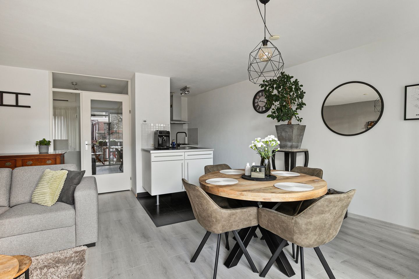 Photo 19 of Sint-Annastraat 50