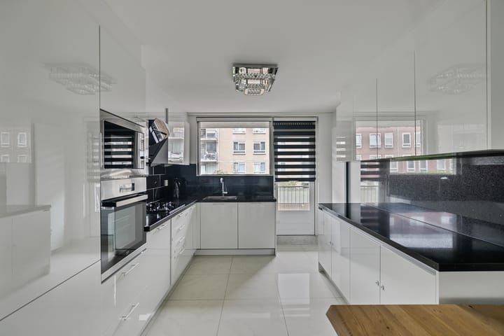 Foto 2 van Crooswijksestraat 114