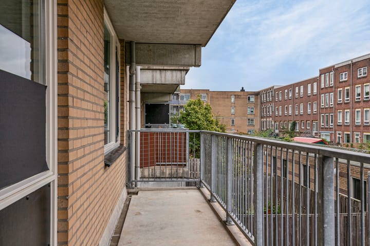 Foto 32 van Crooswijksestraat 114