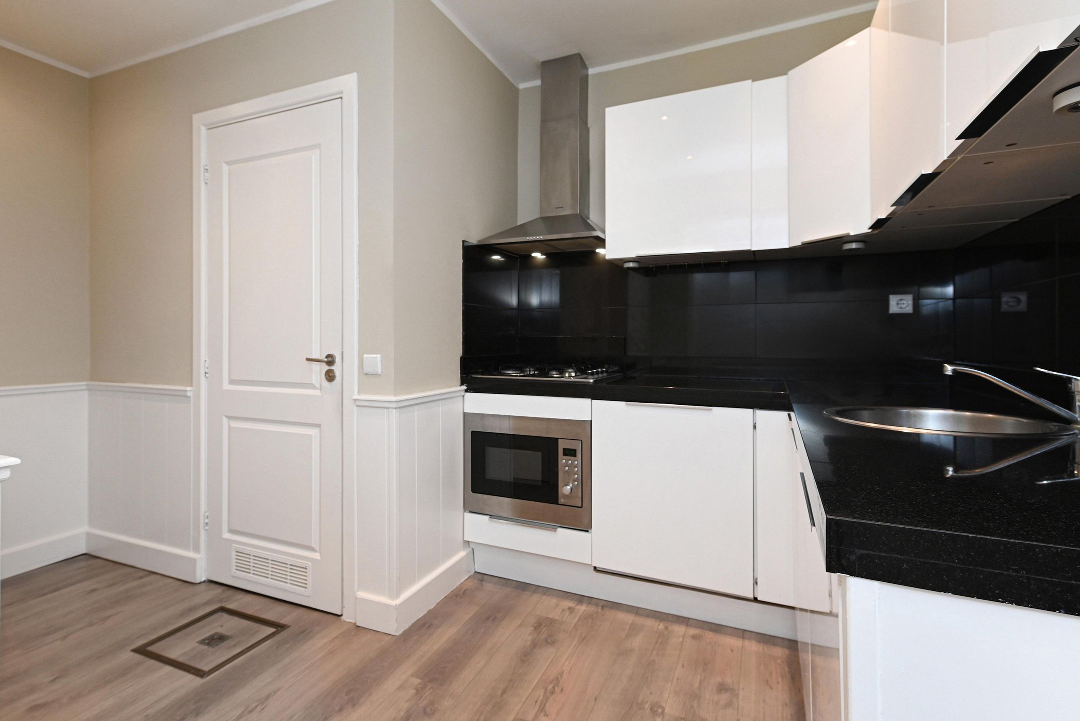 Foto 12 van Rijswijkseweg 444