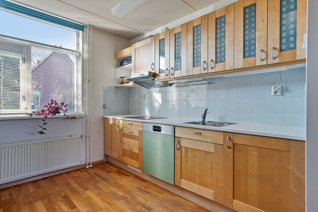 Photo 11 of Dokter H.J. Jagerstraat 32