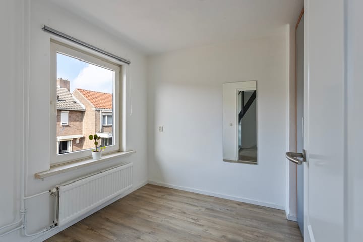 Foto 27 van Berlaerstraat 35