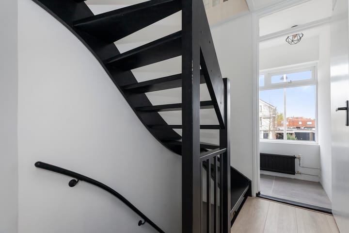 Foto 19 van Jan van Hoofstraat 31