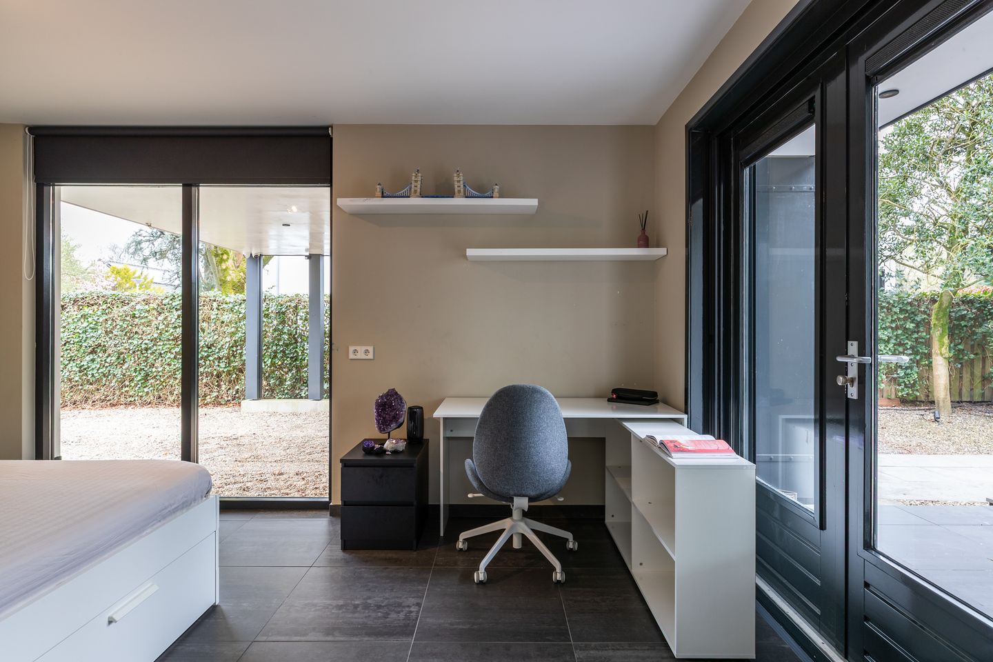 Photo 10 of Meindert Hobbemalaan 27