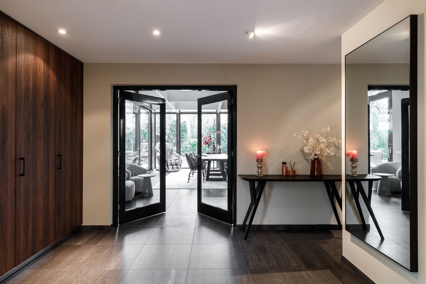 Photo 20 of Meindert Hobbemalaan 27