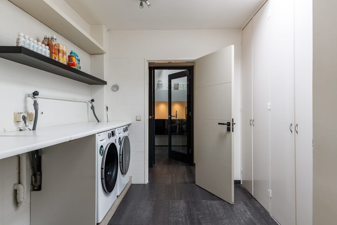 Photo 26 of Meindert Hobbemalaan 27