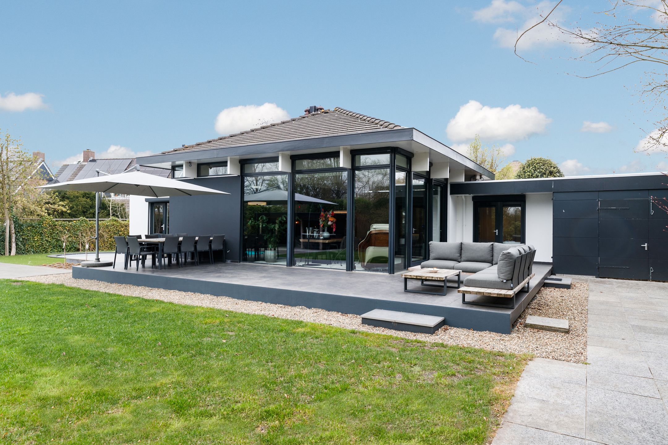 Photo 39 of Meindert Hobbemalaan 27