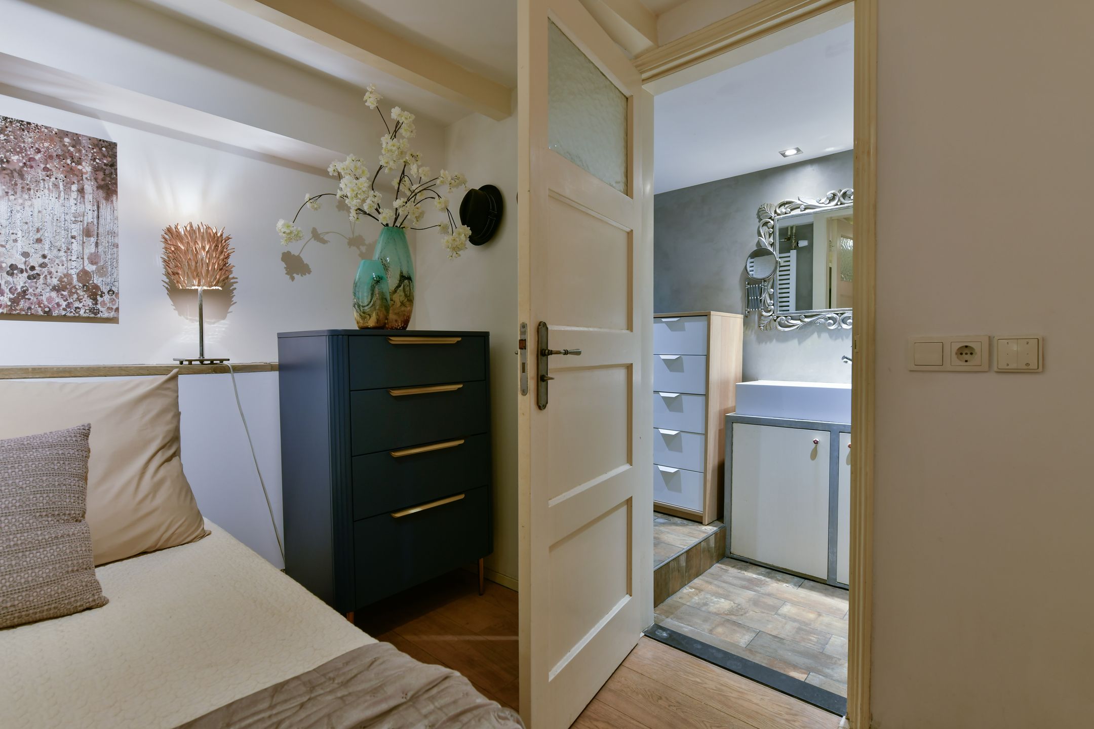 Photo 12 of Singel 100-A