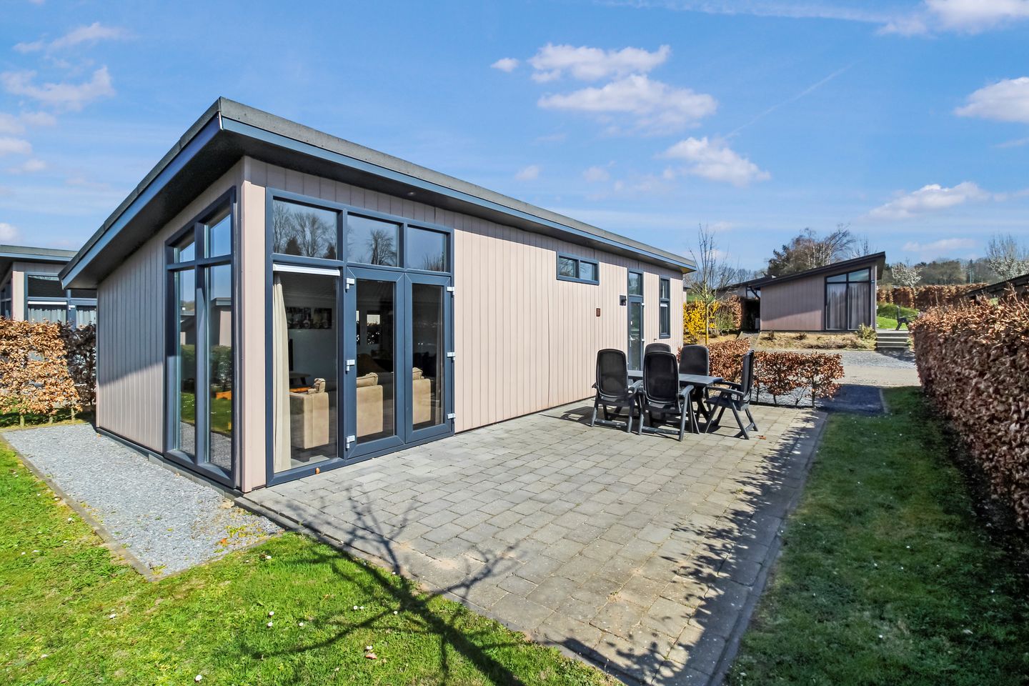 Photo 1 of Valkenburgerweg 128-141